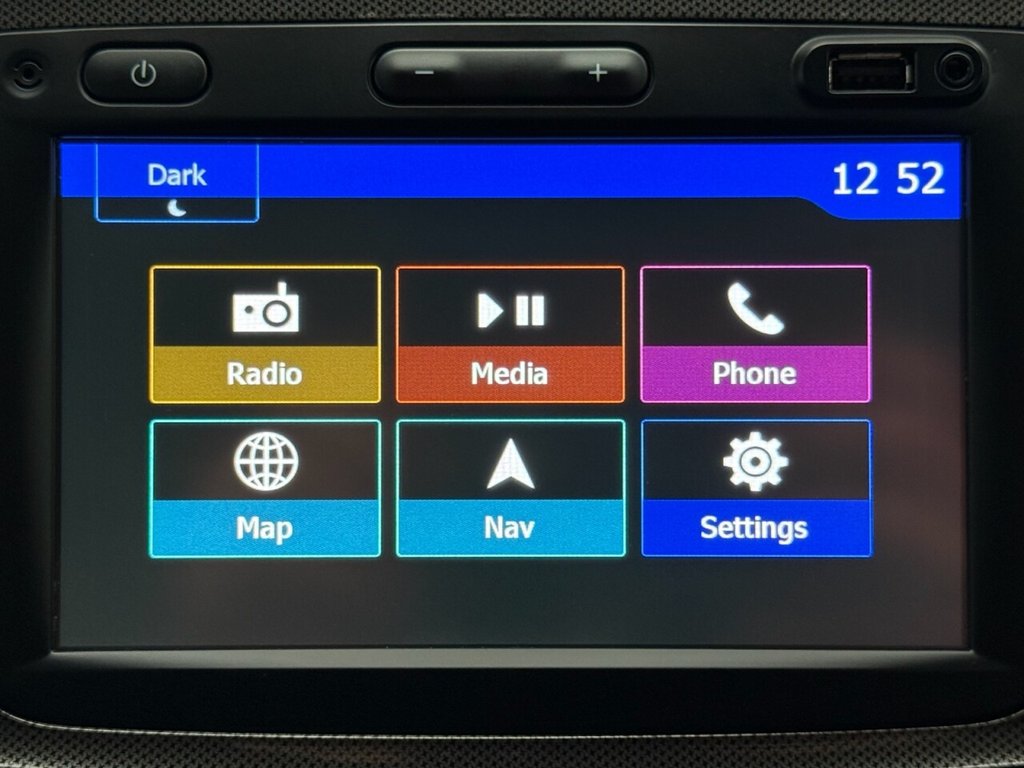 Used Dacia Sandero Stepway 2017 for sale - 76686540: Photo 23