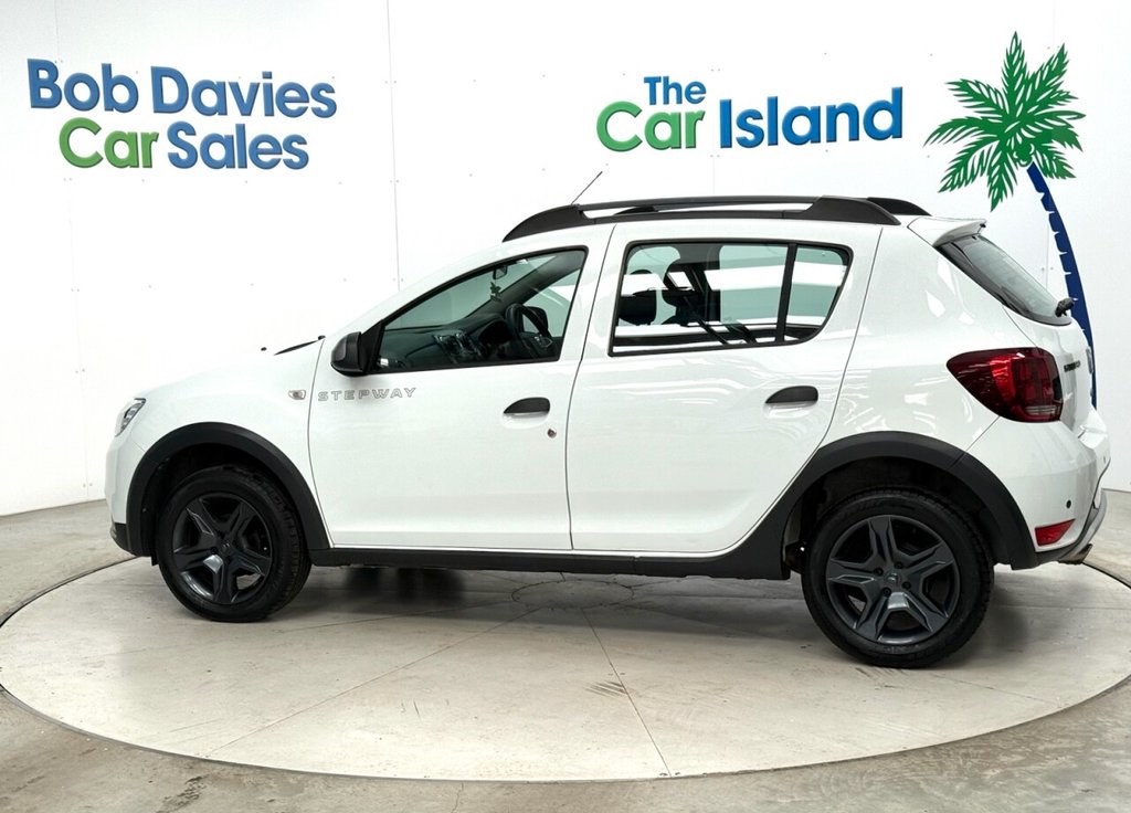Used Dacia Sandero Stepway 2017 for sale - 76686540: Photo 6