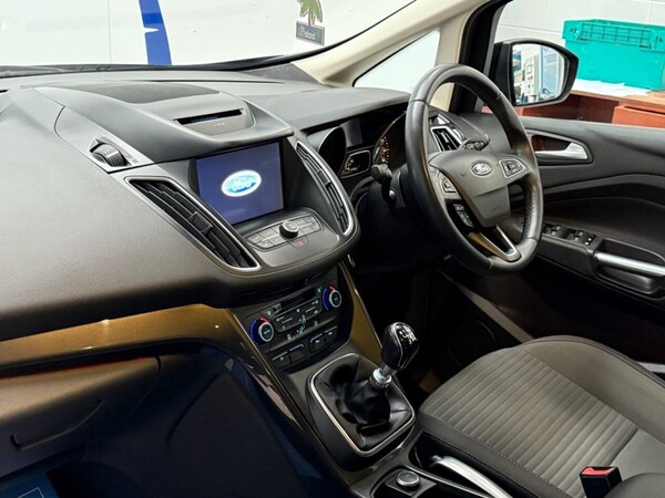 Used Ford C-Max 2017 for sale - 76210413: Photo 4