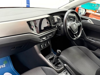 Used Volkswagen Polo 2018 for sale - 78557473: Photo