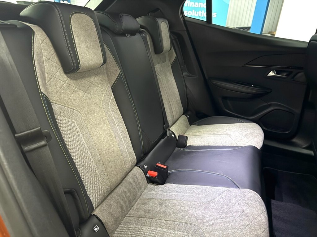 Used Peugeot E-2008 2021 for sale - 76356957: Photo 30