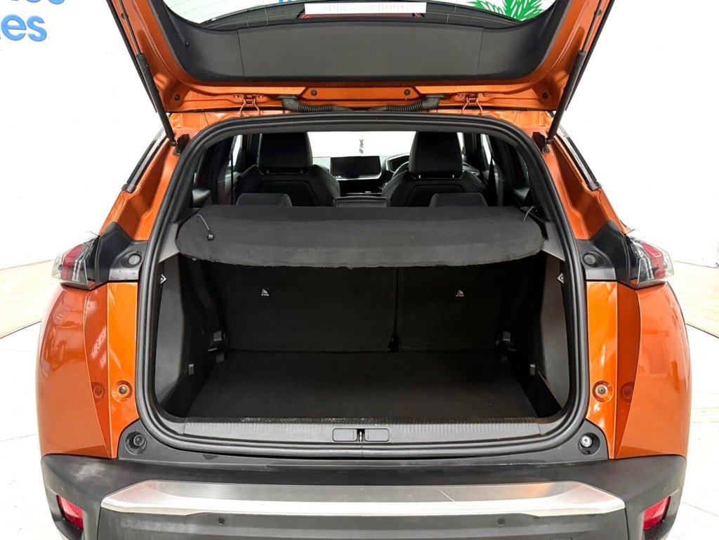 Used Peugeot E-2008 2021 for sale - 76356957: Photo 31