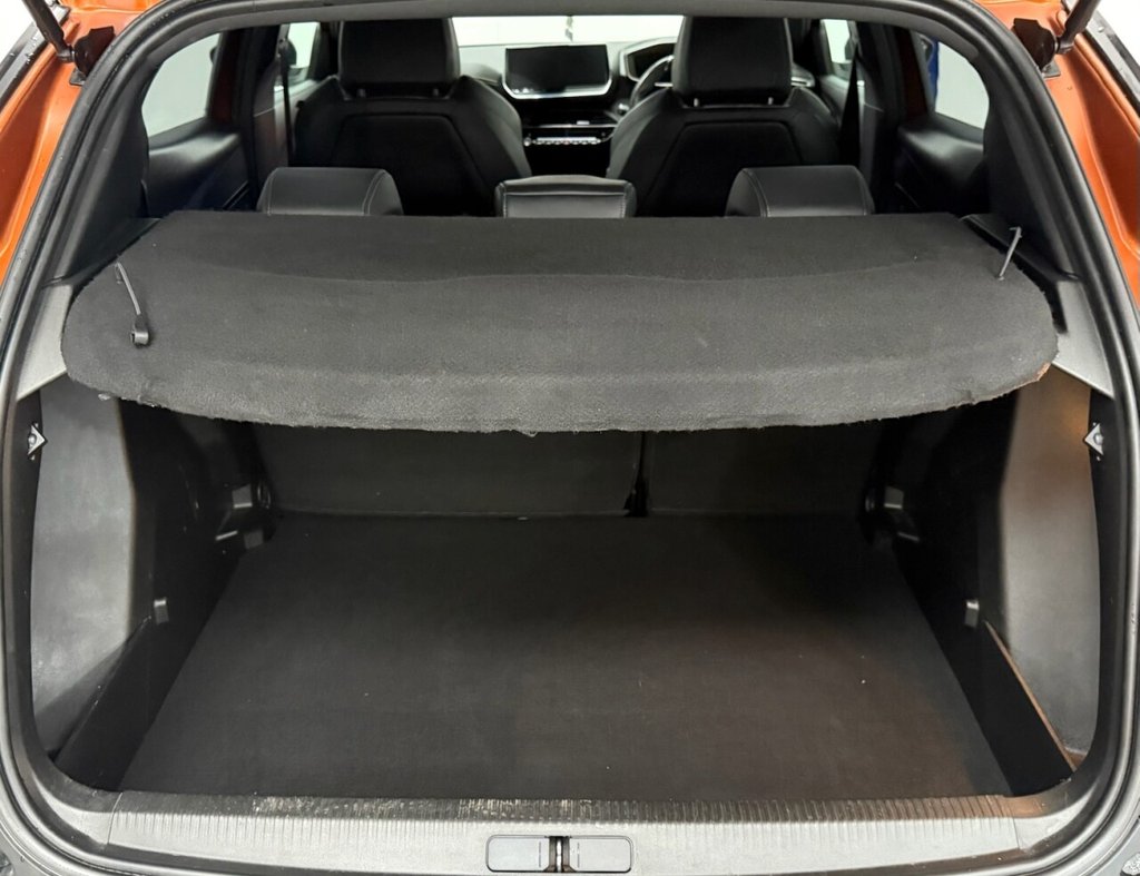 Used Peugeot E-2008 2021 for sale - 76356957: Photo 32