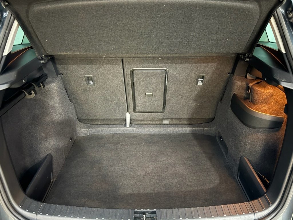 Used Skoda Karoq 2021 for sale - 76605050: Photo 32