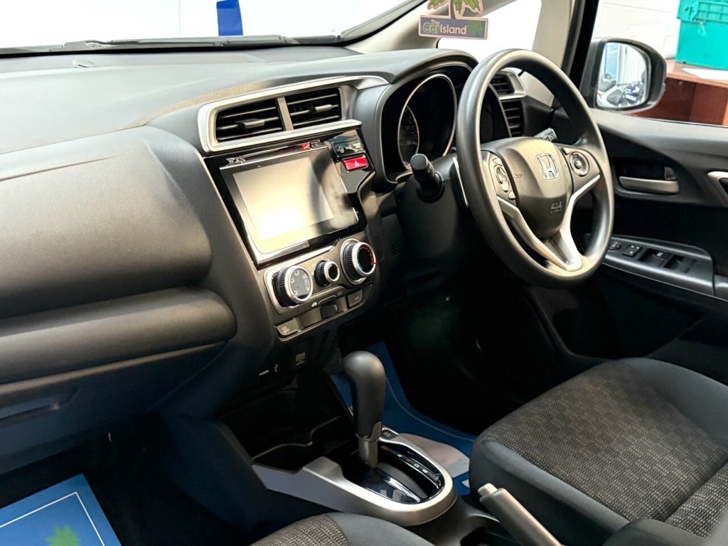 Used Honda Jazz 2017 for sale - 76356764: Photo 4