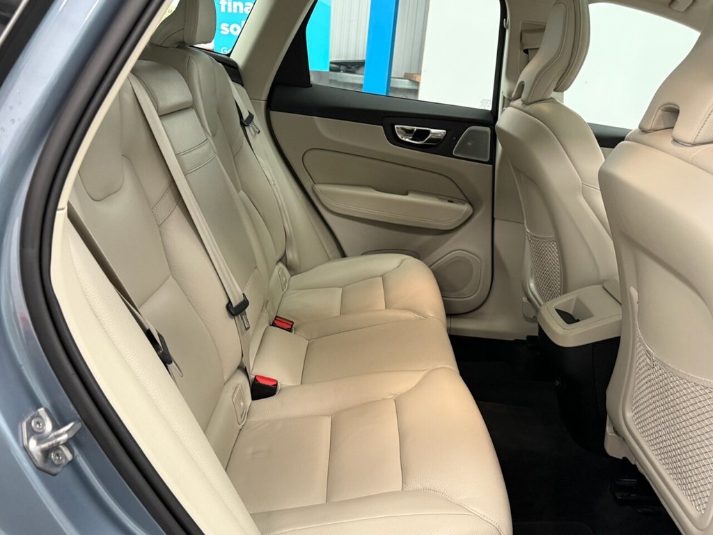 Used Volvo XC60 2018 for sale - 76417724: Photo 32