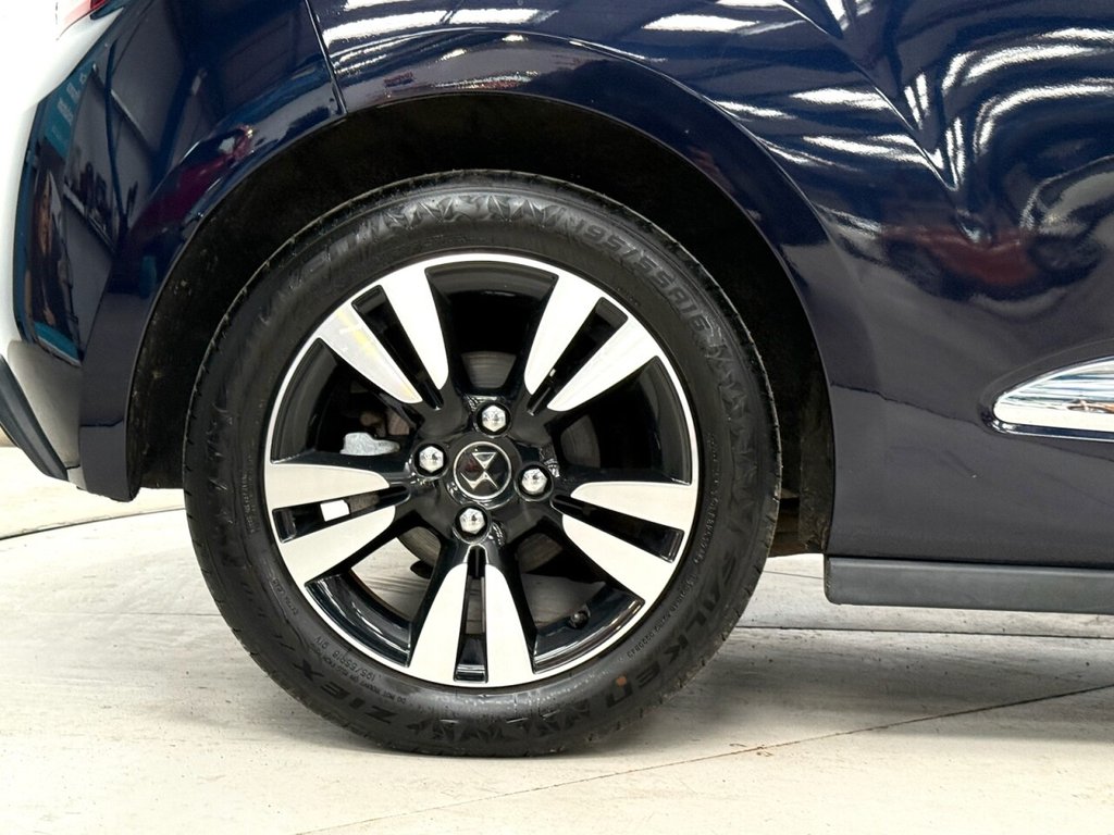 Used DS Automobiles DS 3 Cabrio 2018 for sale - 76686454: Photo 14