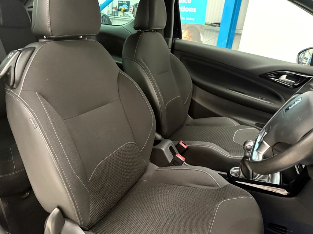 Used DS Automobiles DS 3 Cabrio 2018 for sale - 76686454: Photo 17