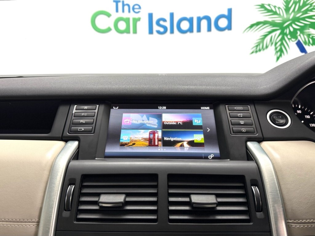 Used Land Rover Discovery Sport 2018 for sale - 77835278: Photo 25