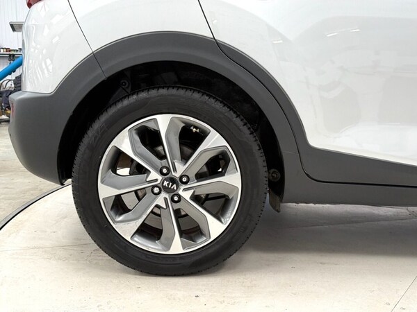 Used Kia Stonic 2018 for sale - 76148009: Photo 15