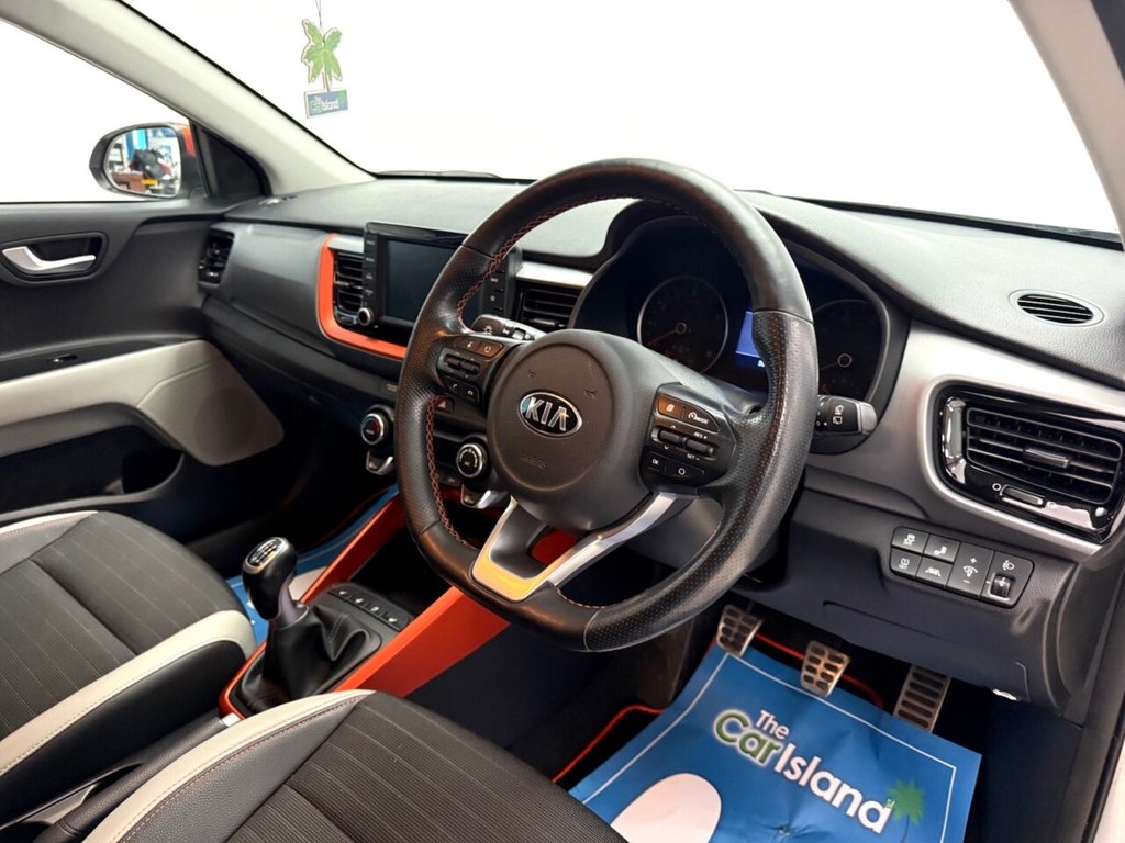 Used Kia Stonic 2018 for sale - 76148009: Photo 16