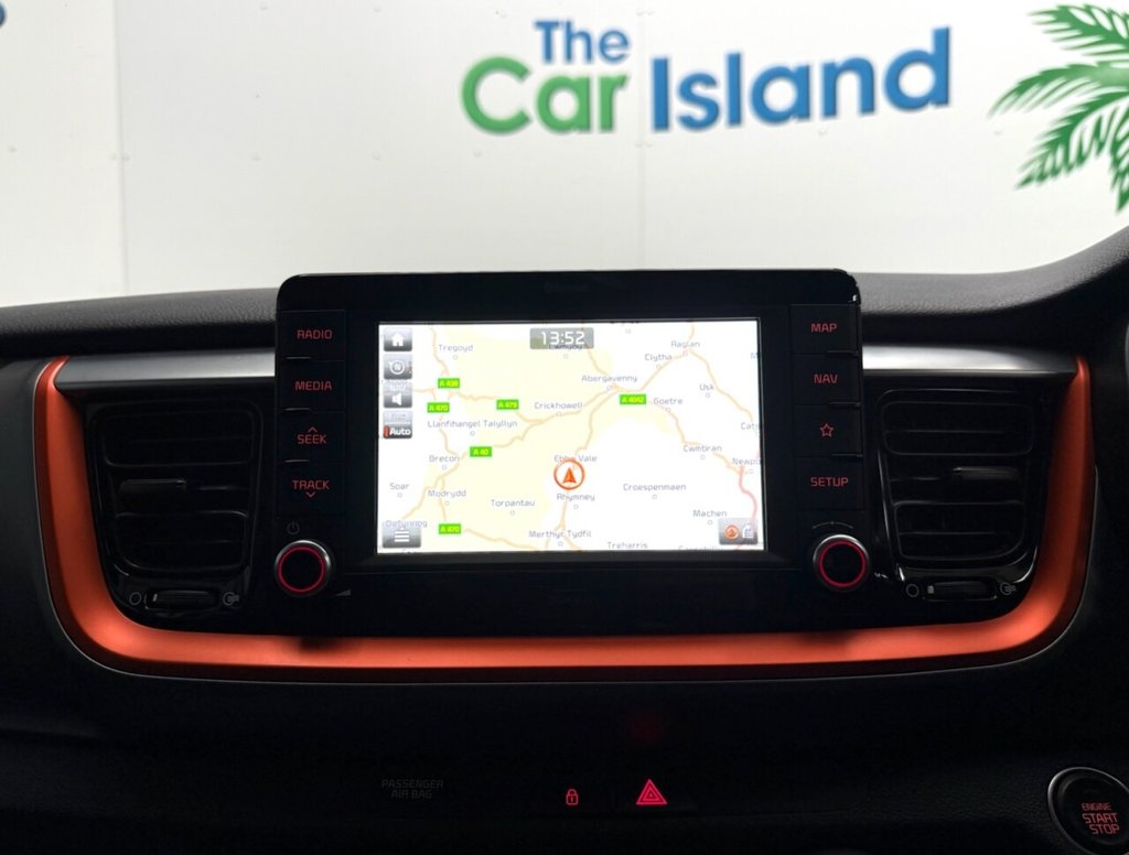 Used Kia Stonic 2018 for sale - 76148009: Photo 24