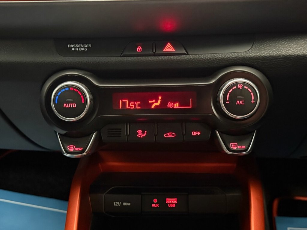 Used Kia Stonic 2018 for sale - 76148009: Photo 25