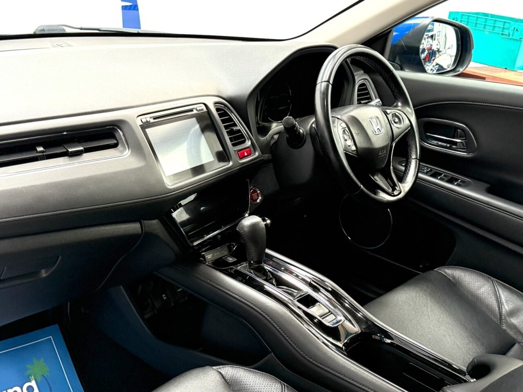 Used Honda HR-V 2017 for sale - 76535446: Photo 4