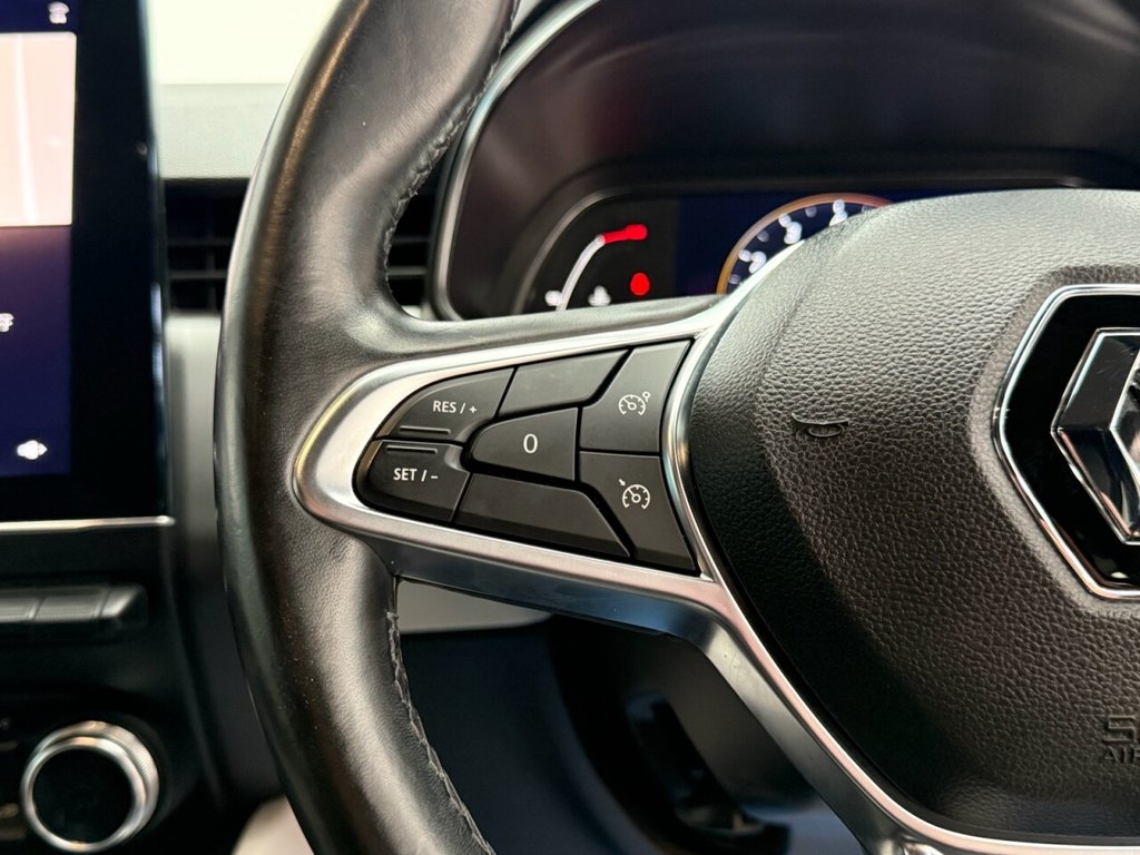 Used Renault Clio 2021 for sale - 77583231: Photo 20