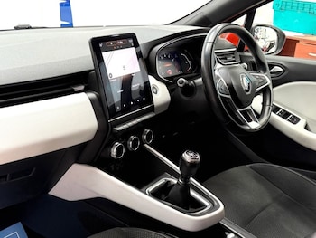 Used Renault Clio 2021 for sale - 77583231: Photo