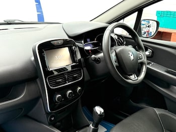 Used Renault Clio 2017 for sale - 75321222: Photo