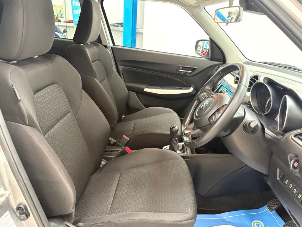 Used Suzuki Swift 2018 for sale - 77680369: Photo 15
