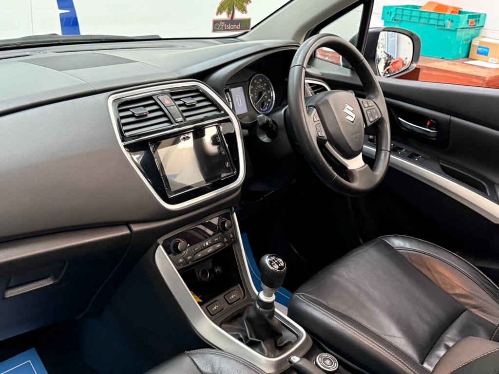 Used Suzuki SX4 S-Cross 2018 for sale - 76559417: Photo 4