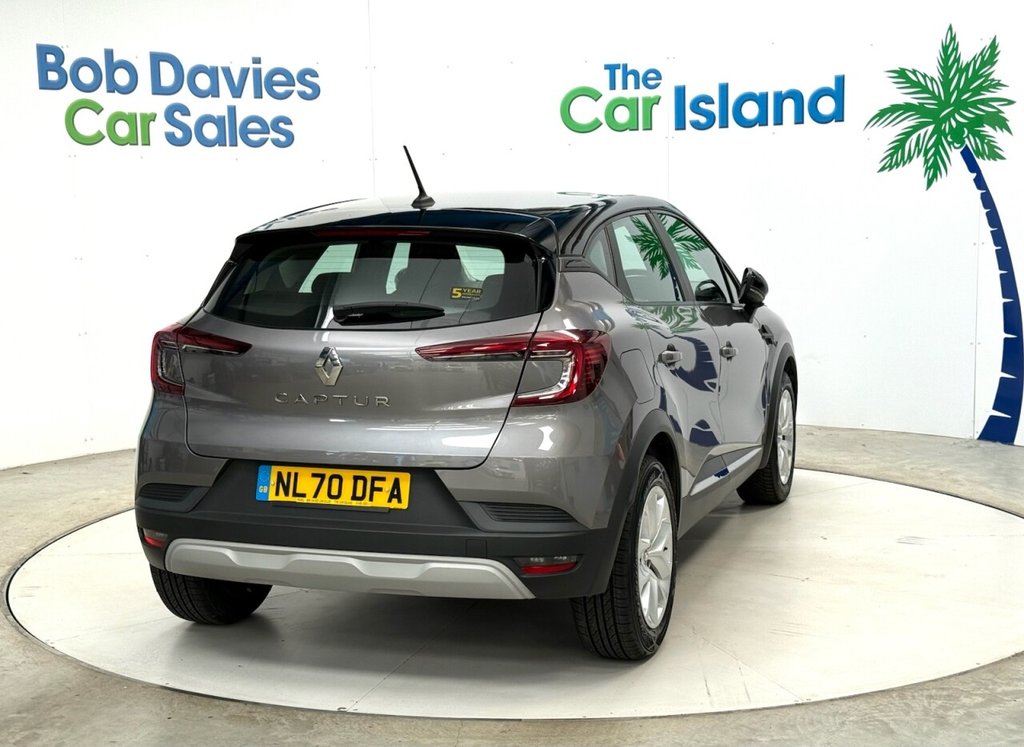 Used Renault Captur 2020 for sale - 76162909: Photo 9