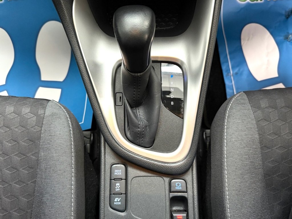 Used Toyota Yaris 2021 for sale - 77920376: Photo 26