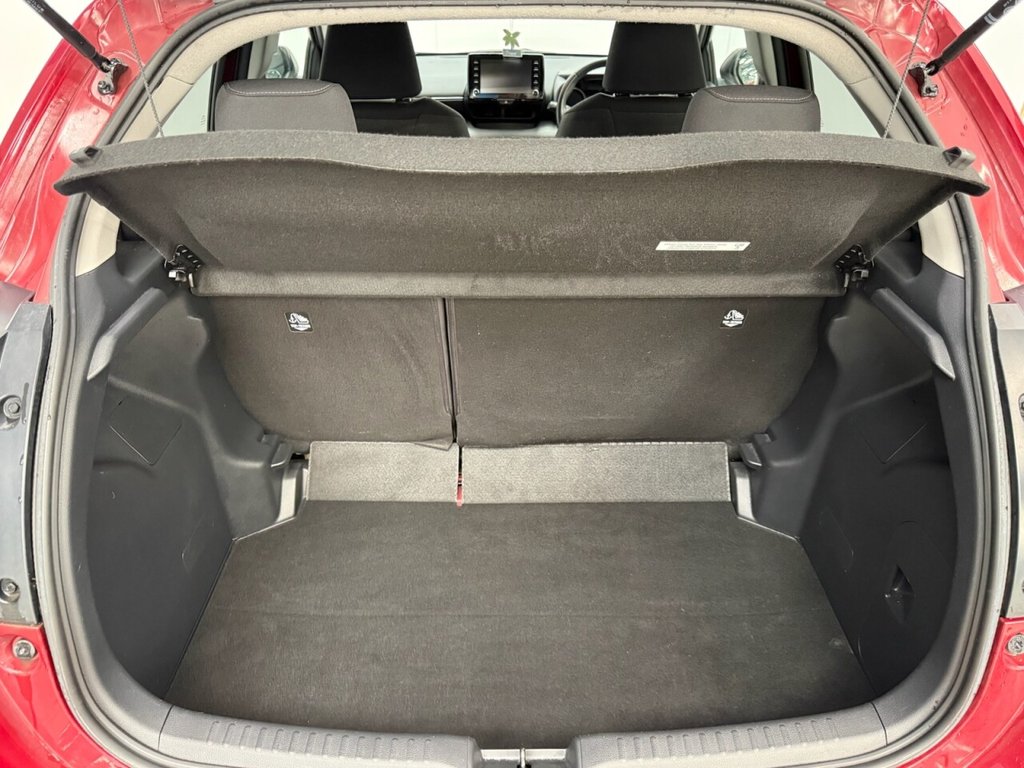 Used Toyota Yaris 2021 for sale - 77920376: Photo 30