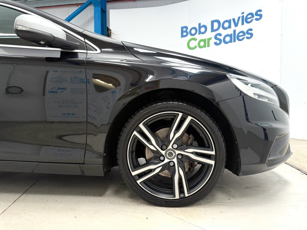Used Volvo V40 2018 for sale - 75998887: Photo 13