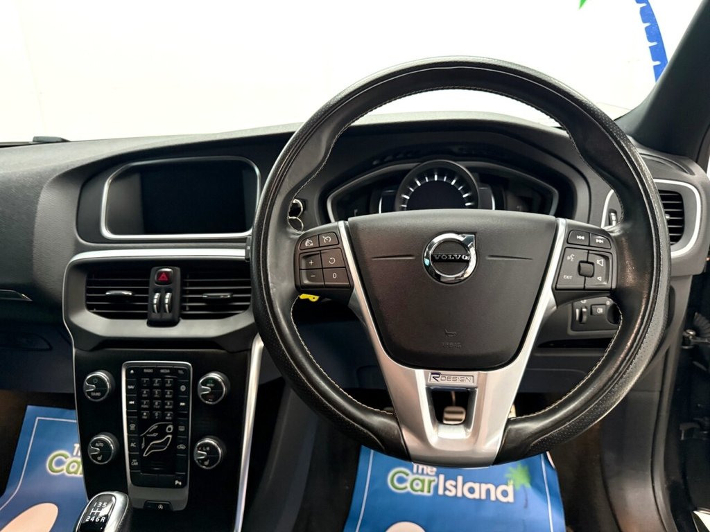 Used Volvo V40 2018 for sale - 75998887: Photo 18