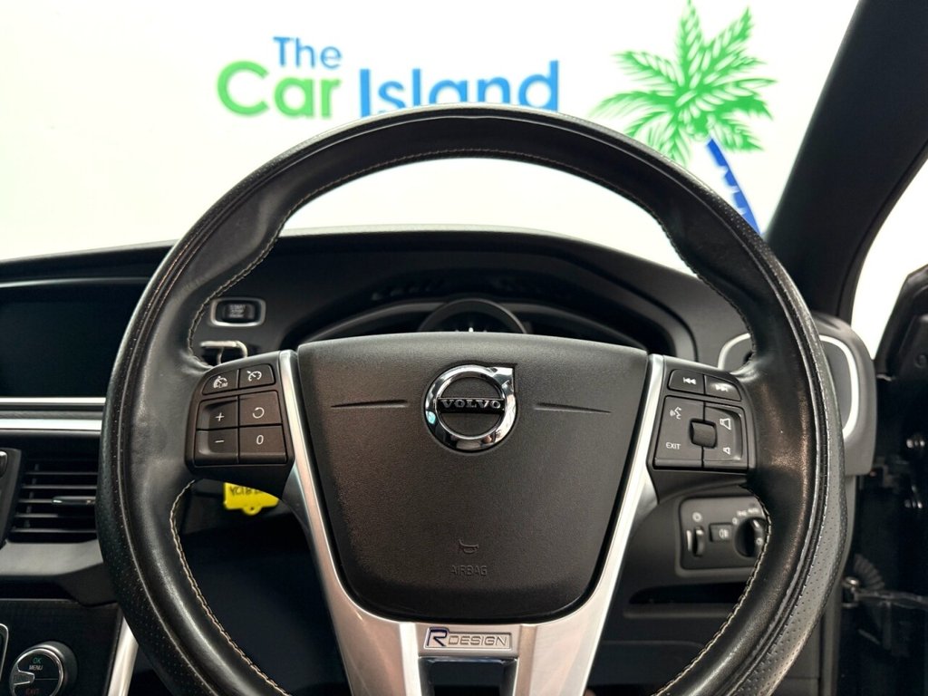 Used Volvo V40 2018 for sale - 75998887: Photo 19