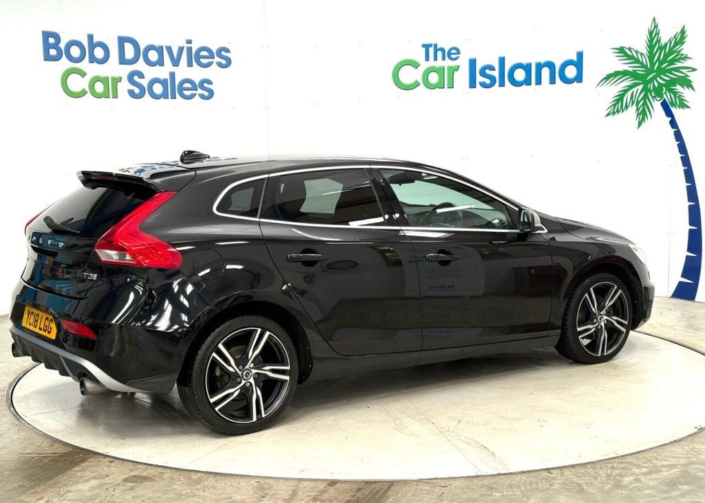 Used Volvo V40 2018 for sale - 75998887: Photo 9