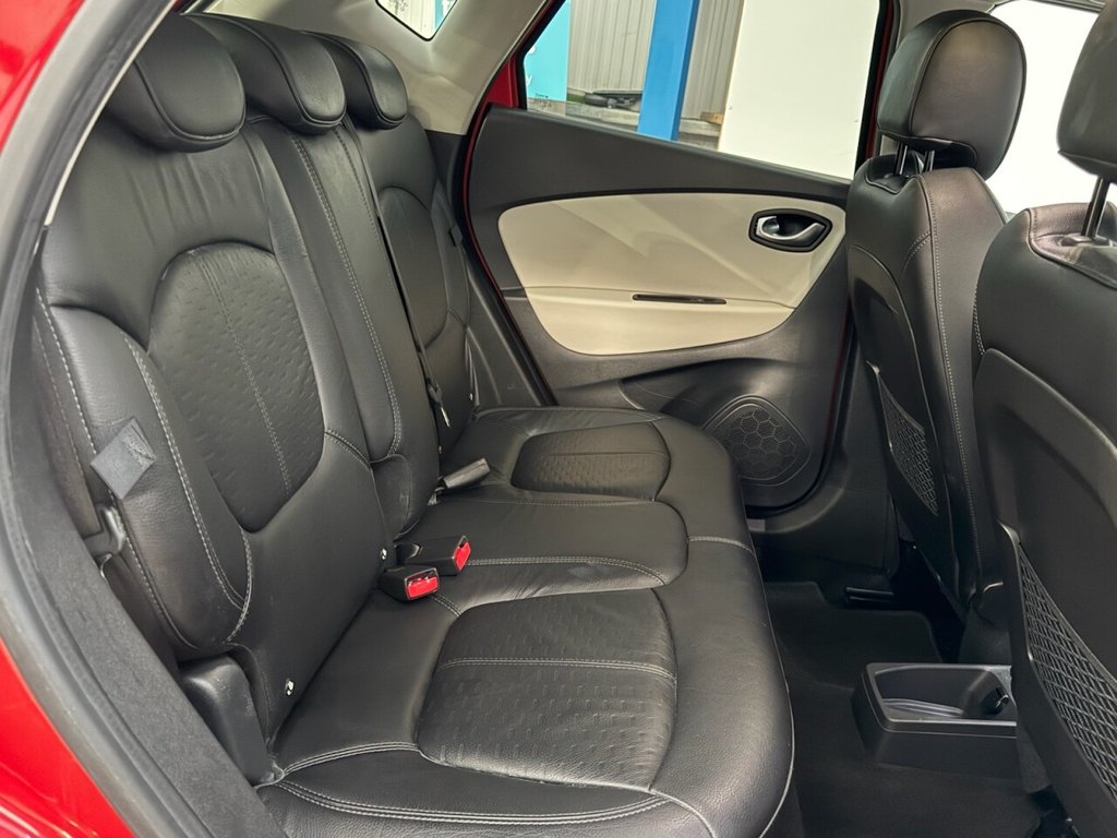 Used Renault Captur 2017 for sale - 76986243: Photo 32