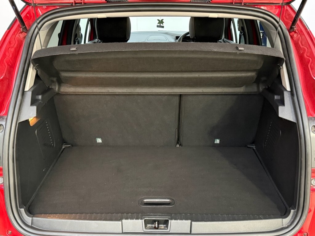 Used Renault Captur 2017 for sale - 76986243: Photo 35