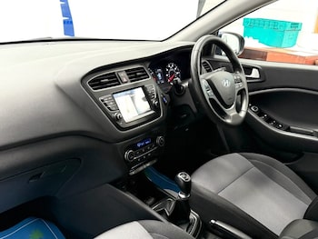 Used Hyundai i20 2020 for sale - 75666502: Photo