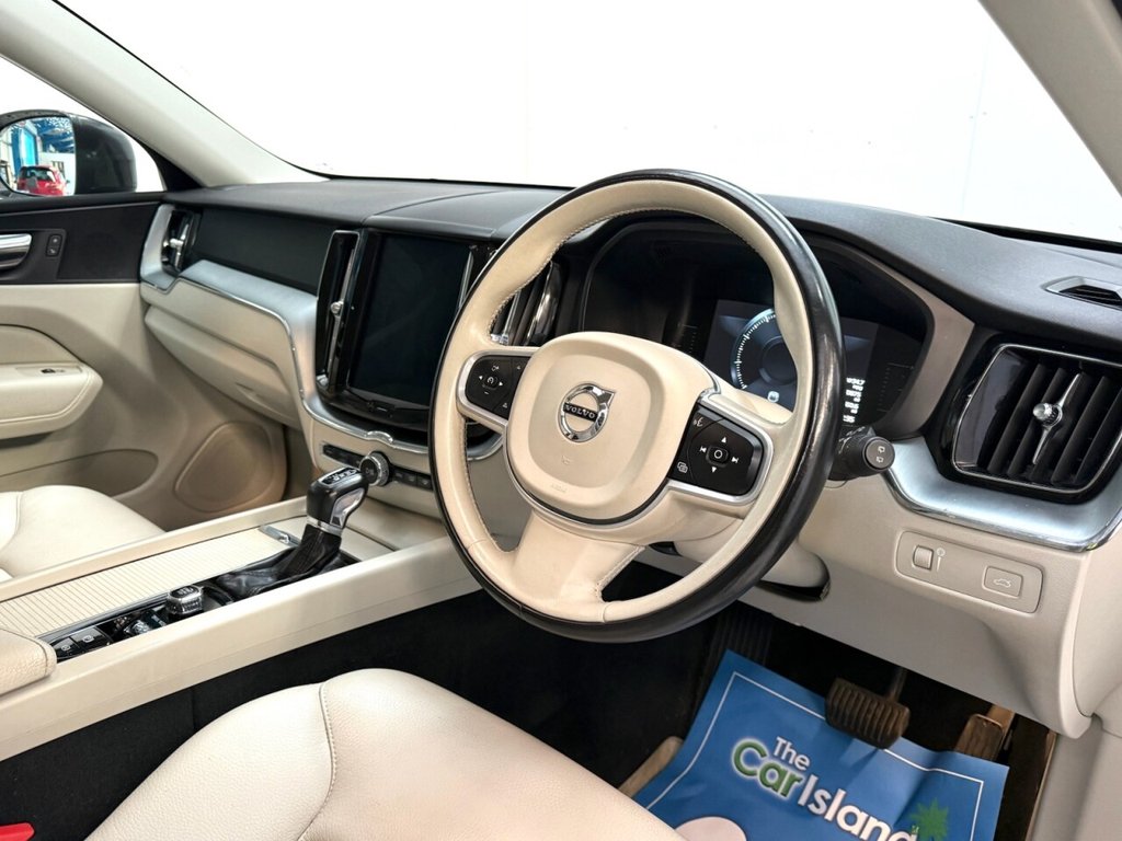 Used Volvo XC60 2018 for sale - 76698713: Photo 14