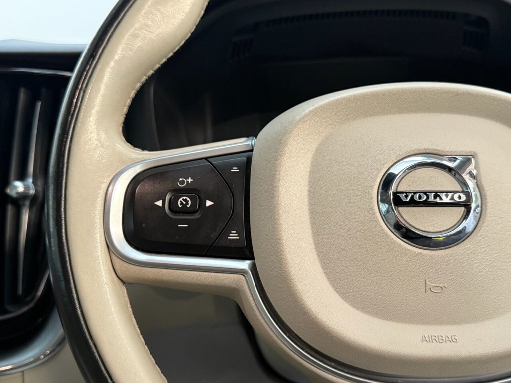 Used Volvo XC60 2018 for sale - 76698713: Photo 20