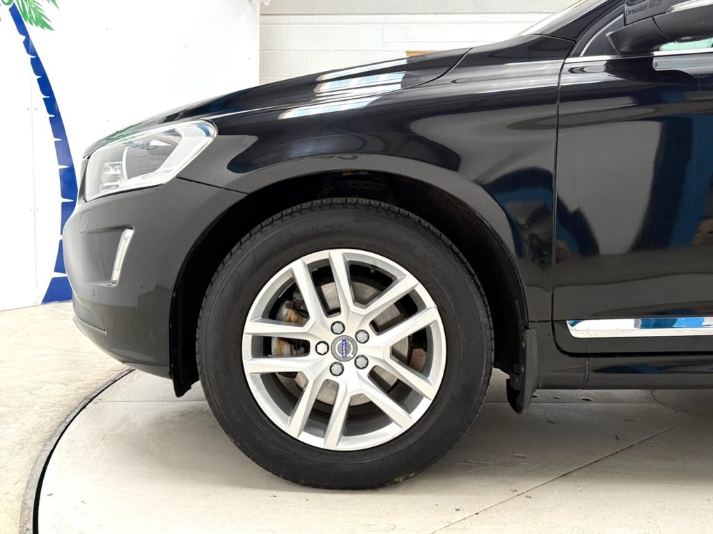 Used Volvo XC60 2017 for sale - 76910410: Photo 11