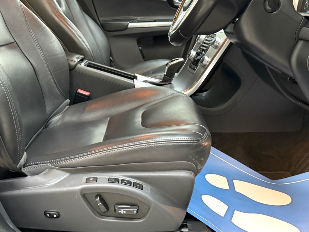 Used Volvo XC60 2017 for sale - 76910410: Photo 16