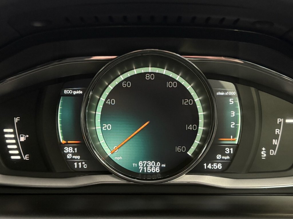 Used Volvo XC60 2017 for sale - 76910410: Photo 23