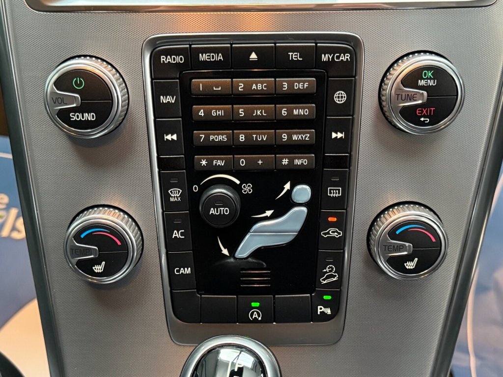 Used Volvo XC60 2017 for sale - 76910410: Photo 30