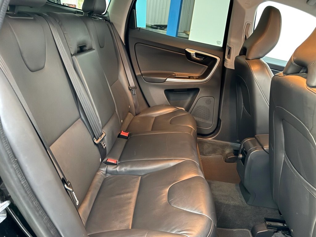 Used Volvo XC60 2017 for sale - 76910410: Photo 32