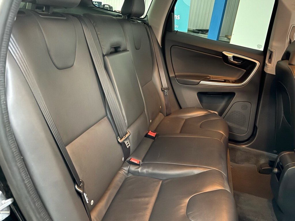 Used Volvo XC60 2017 for sale - 76910410: Photo 33