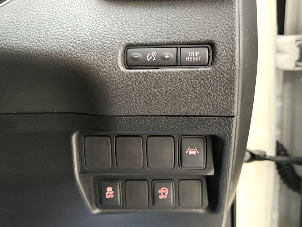 Used Nissan Qashqai 2017 for sale - 77463511: Photo 19