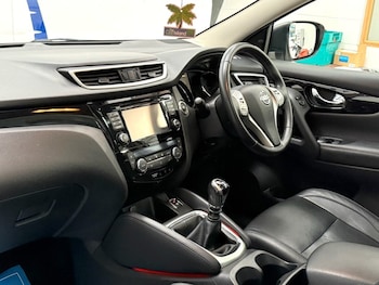 Used Nissan Qashqai 2017 for sale - 77463511: Photo