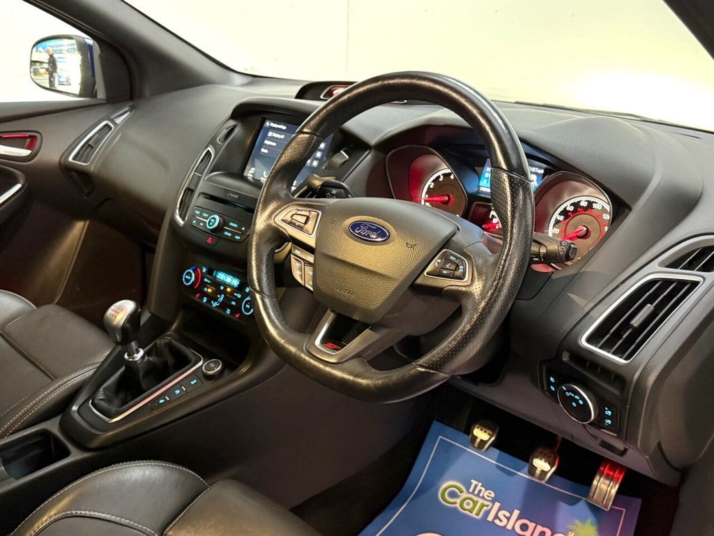 Used Ford Focus 2018 for sale - 76973649: Photo 14