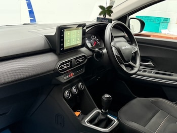 Used Dacia Jogger 2023 for sale - 75877140: Photo