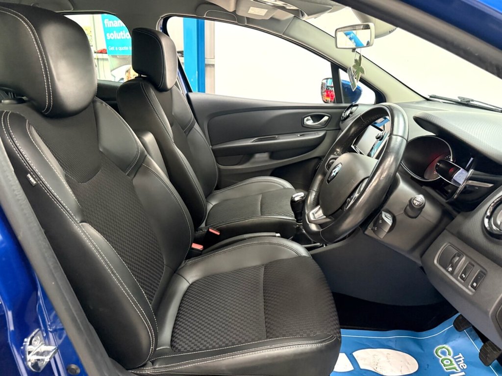 Used Renault Clio 2017 for sale - 76900947: Photo 16