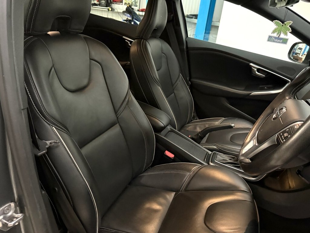 Used Volvo V40 2018 for sale - 77172207: Photo 17