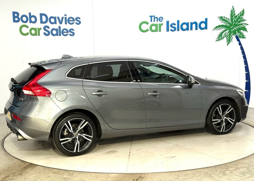 Used Volvo V40 2018 for sale - 77172207: Photo 9