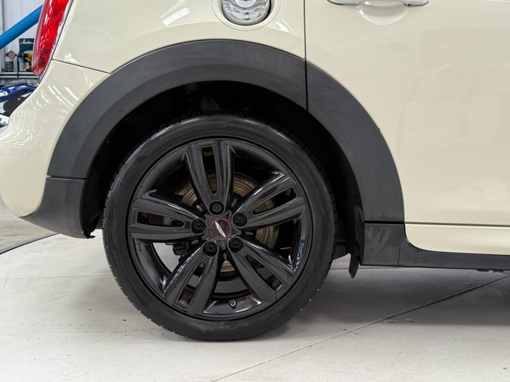 Used MINI Hatch 2020 for sale - 76367759: Photo 13