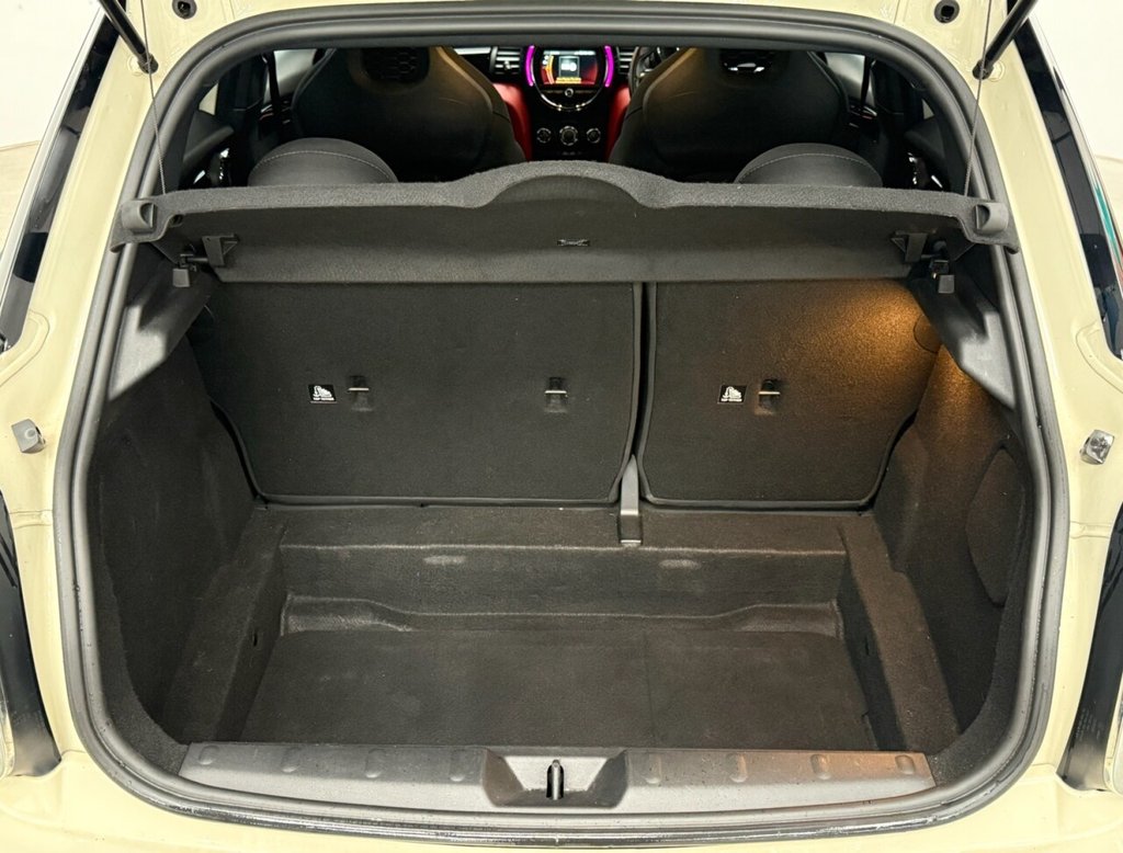 Used MINI Hatch 2020 for sale - 76367759: Photo 31